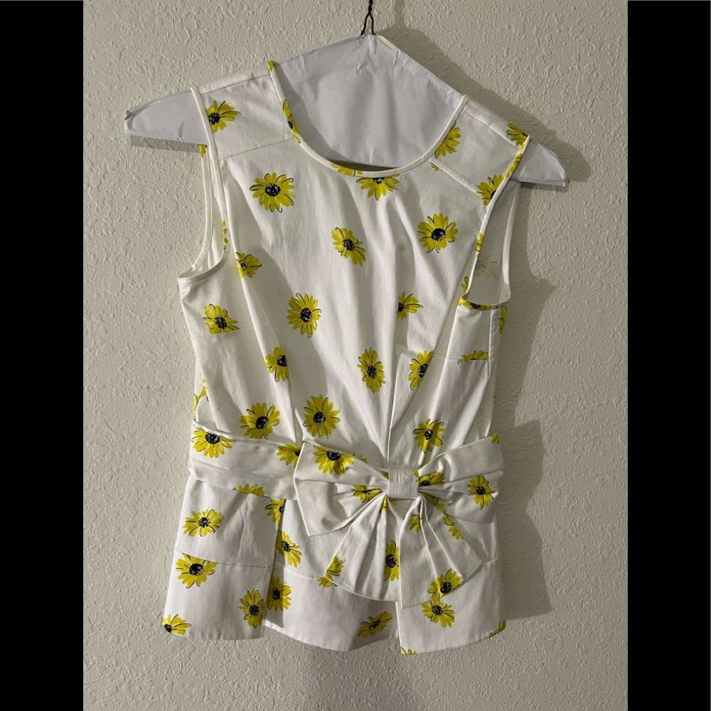 Super cute Kate spade bow top